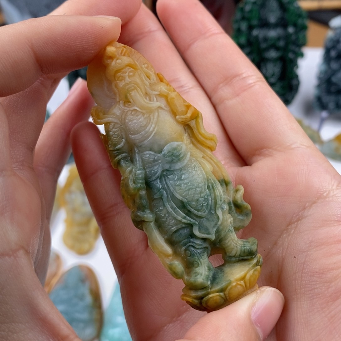 定制翡翠未镶嵌翡翠