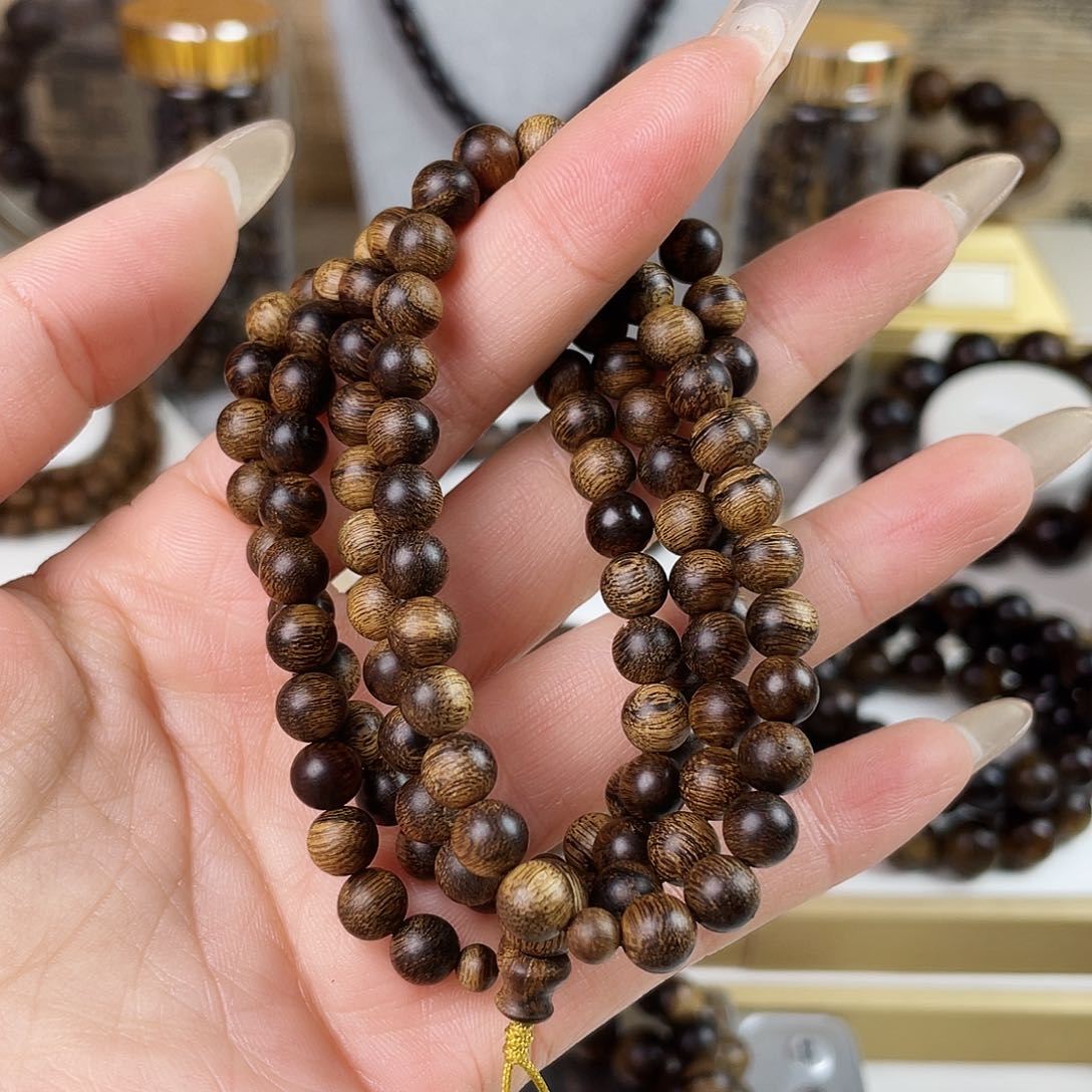 沉香手串越南芽庄老白棋玉化老料满瘤疤水波0.6×108