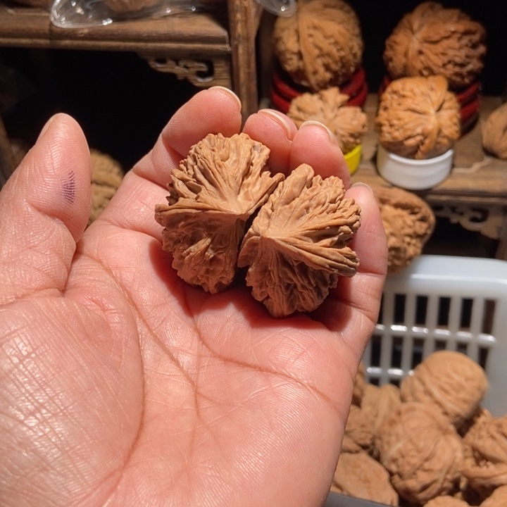 墨***～核桃文山半壁合体尺寸50微黄