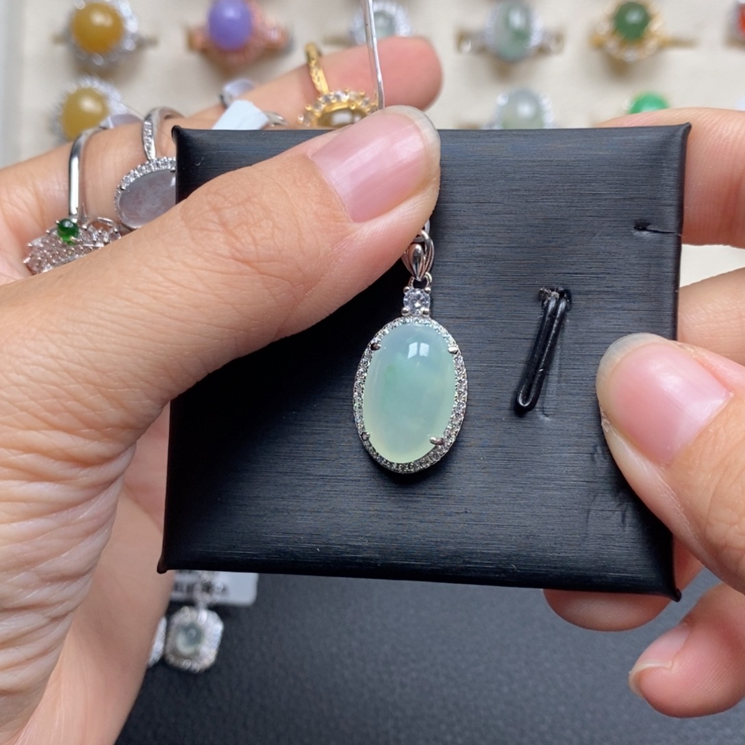 翡翠戒指银S925镶嵌戒指