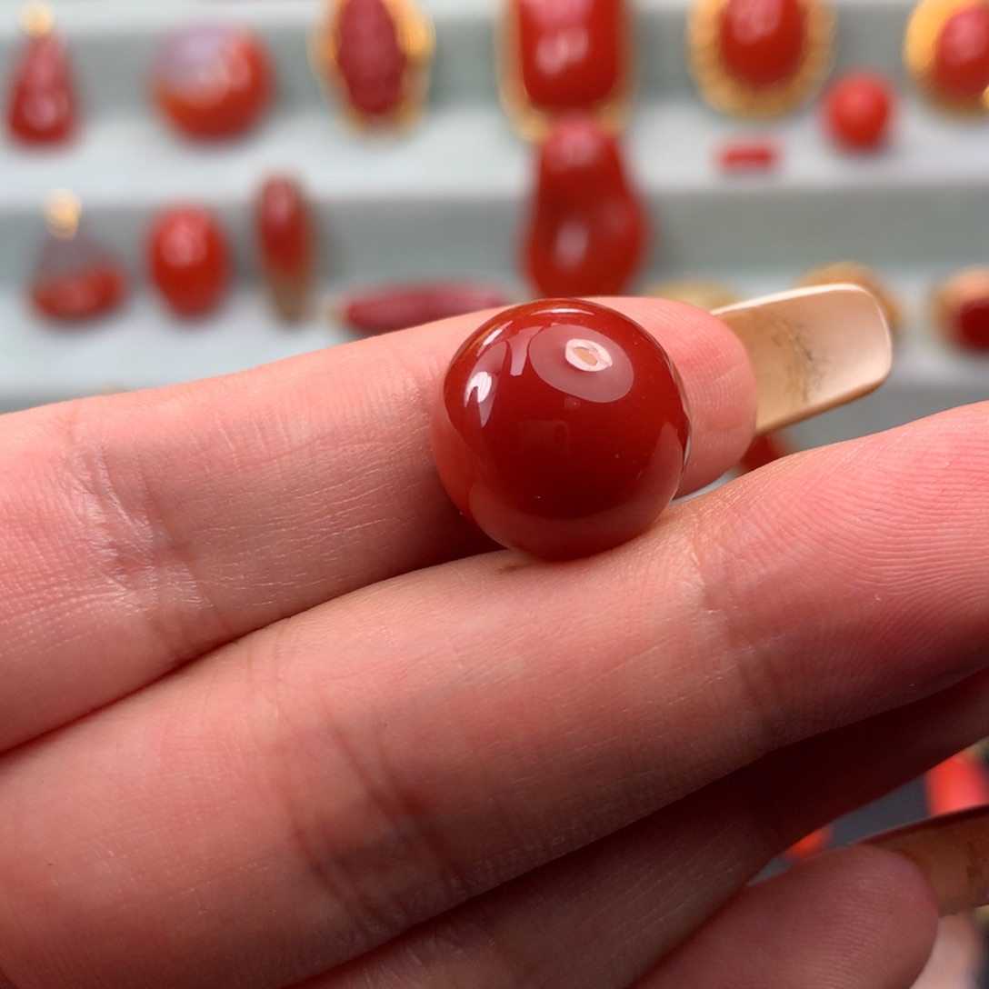 未镶嵌锦红珠子南红玛瑙