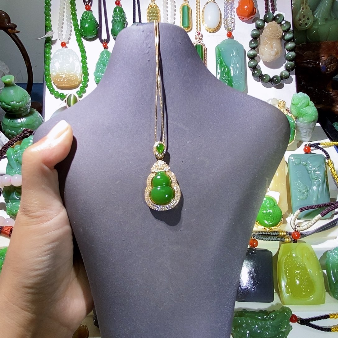 和田玉银S925镶嵌颈饰