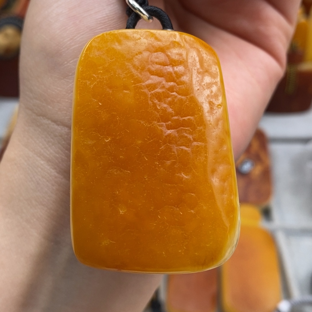 未镶嵌琥珀吊坠(赠链)