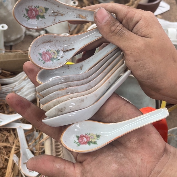 摆件盘子碗都便宜