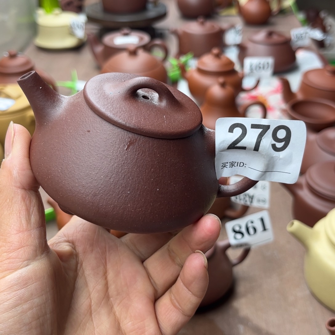 紫砂茶壶底槽清瑕疵130cc