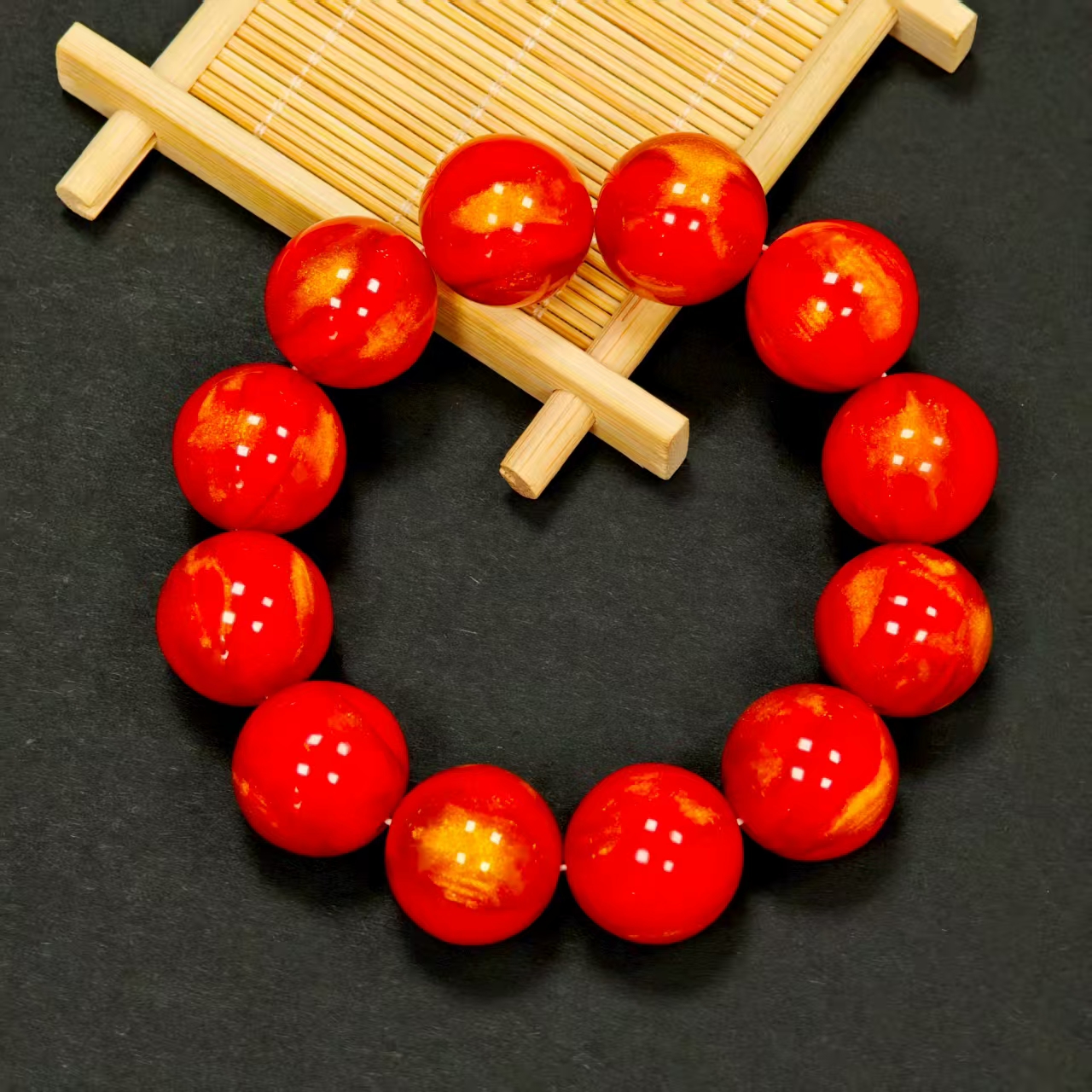 盛世典藏甄选赤血金龙手串 117