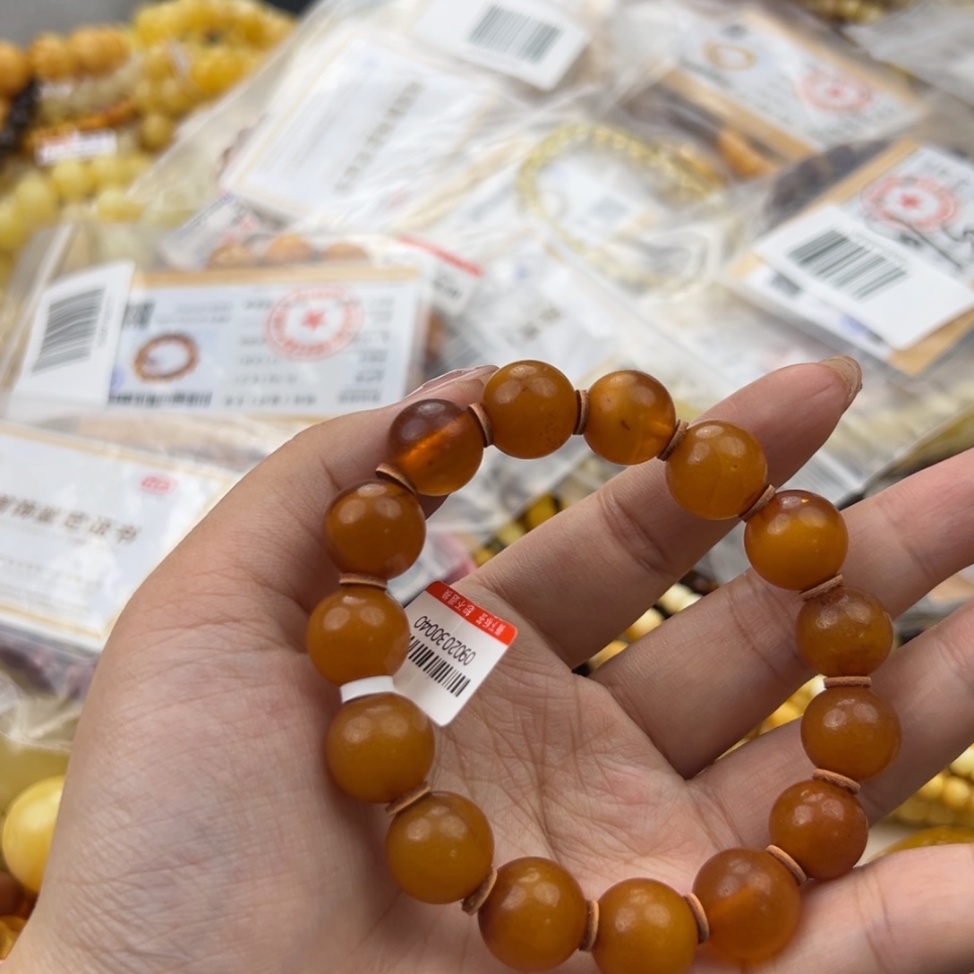 琥珀珠宝奇石未镶嵌