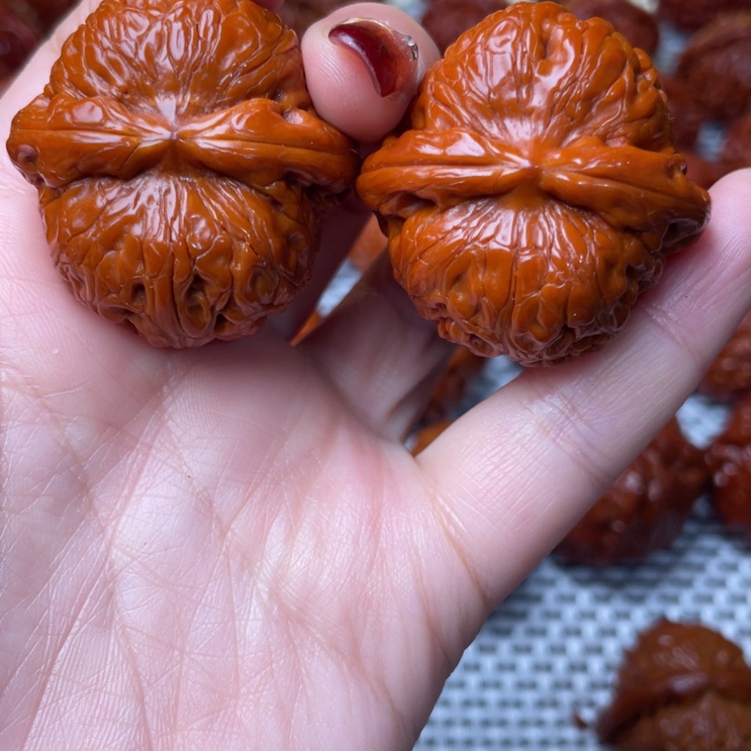 桃核吊坠一***球文玩核桃 手把件 元宝 40