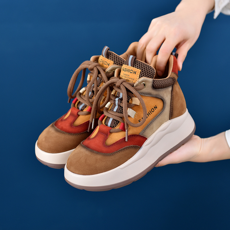 | 知否，知否 | 4公分 头层牛皮增高休闲真皮高帮女鞋 5578