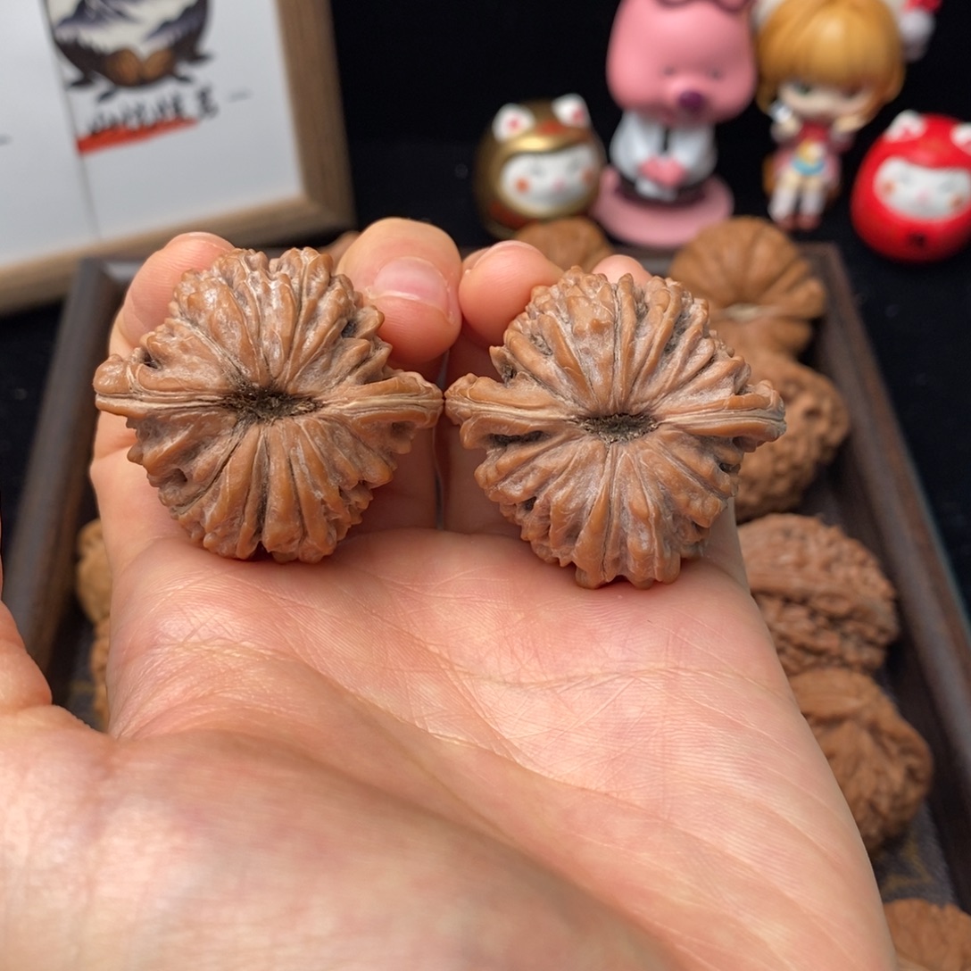 G***d文玩核桃吊坠四座楼40全品