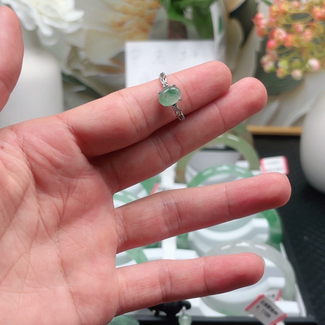 石英质玉戒指合金戒指