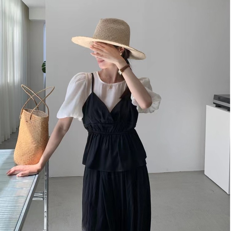 23726多色泡泡袖小衫