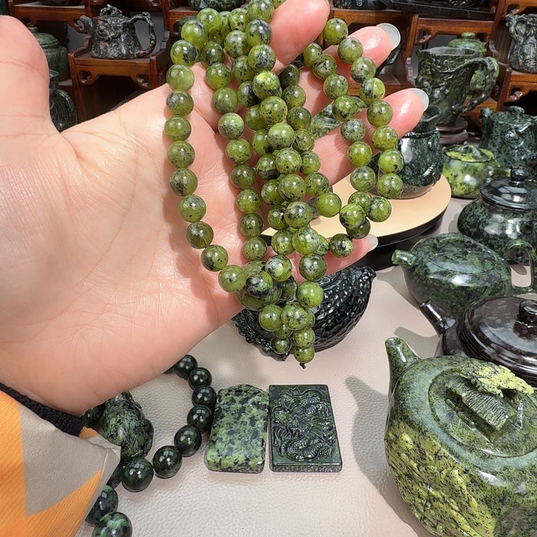 萧***宇蛇纹石玉未镶嵌藏玉药王石精美茶壶