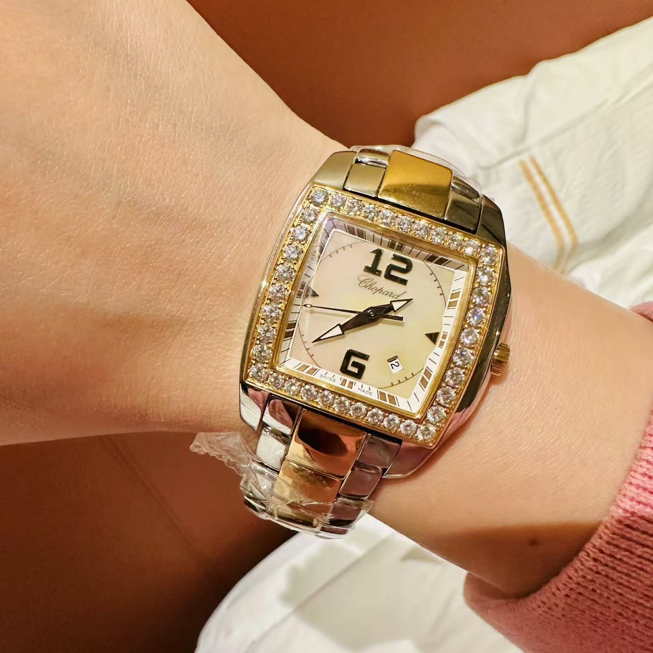 95新 Chopard/萧邦 35x29mm,玫瑰金,石英,241219019