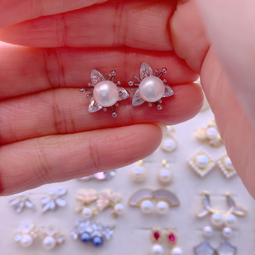 淡水珍珠合金耳饰