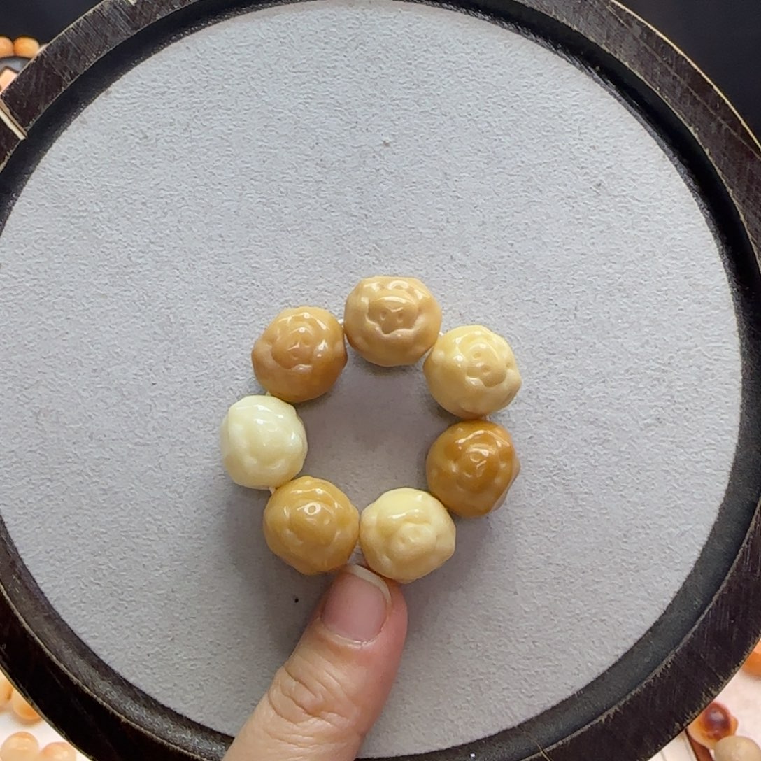 菩提根/象牙果手串卡18雕刻小羊干磨手捻瑕疵