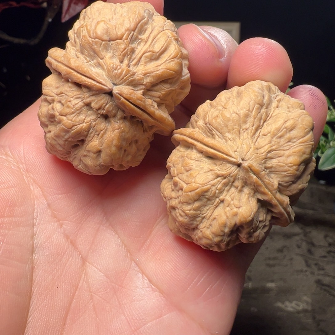 吊坠文玩核桃九五玄包43mm