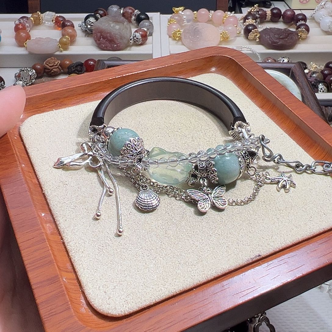 未镶嵌水晶手链水晶手链