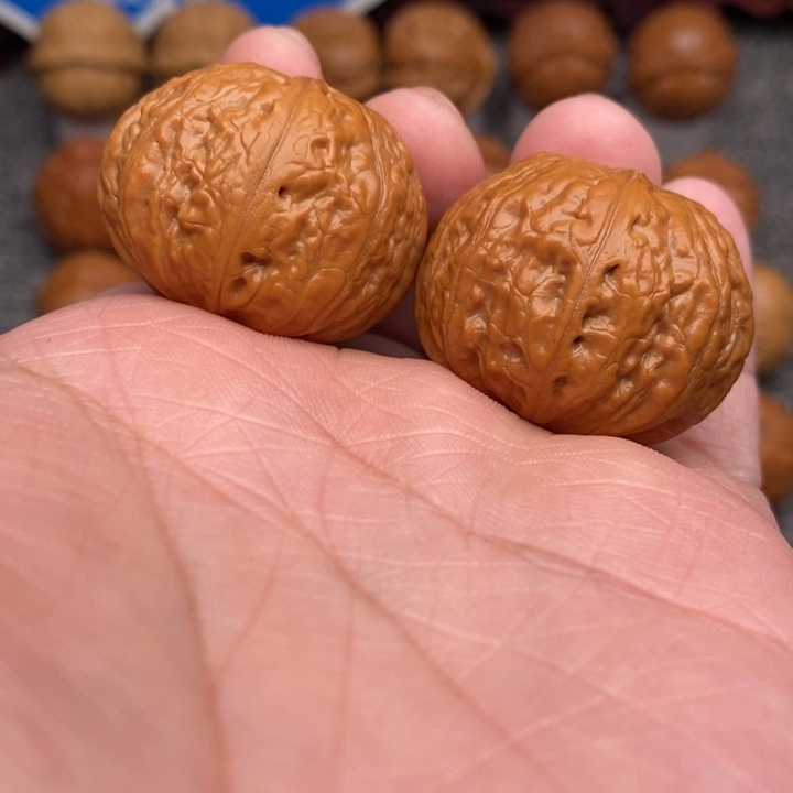 文玩核桃把件元宝墩