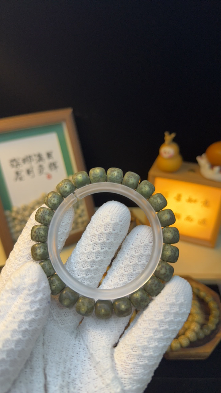 9*10 海南原生态 石玉料同枝果