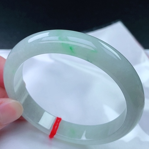 翡翠手镯未镶嵌8号60.6圈