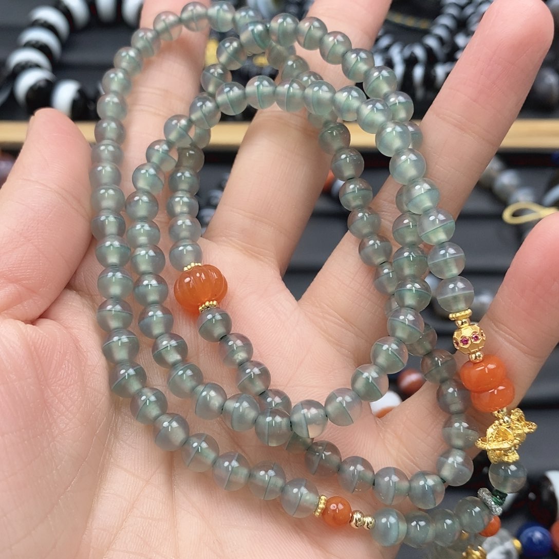 玛瑙/玉髓玛瑙手串未镶嵌