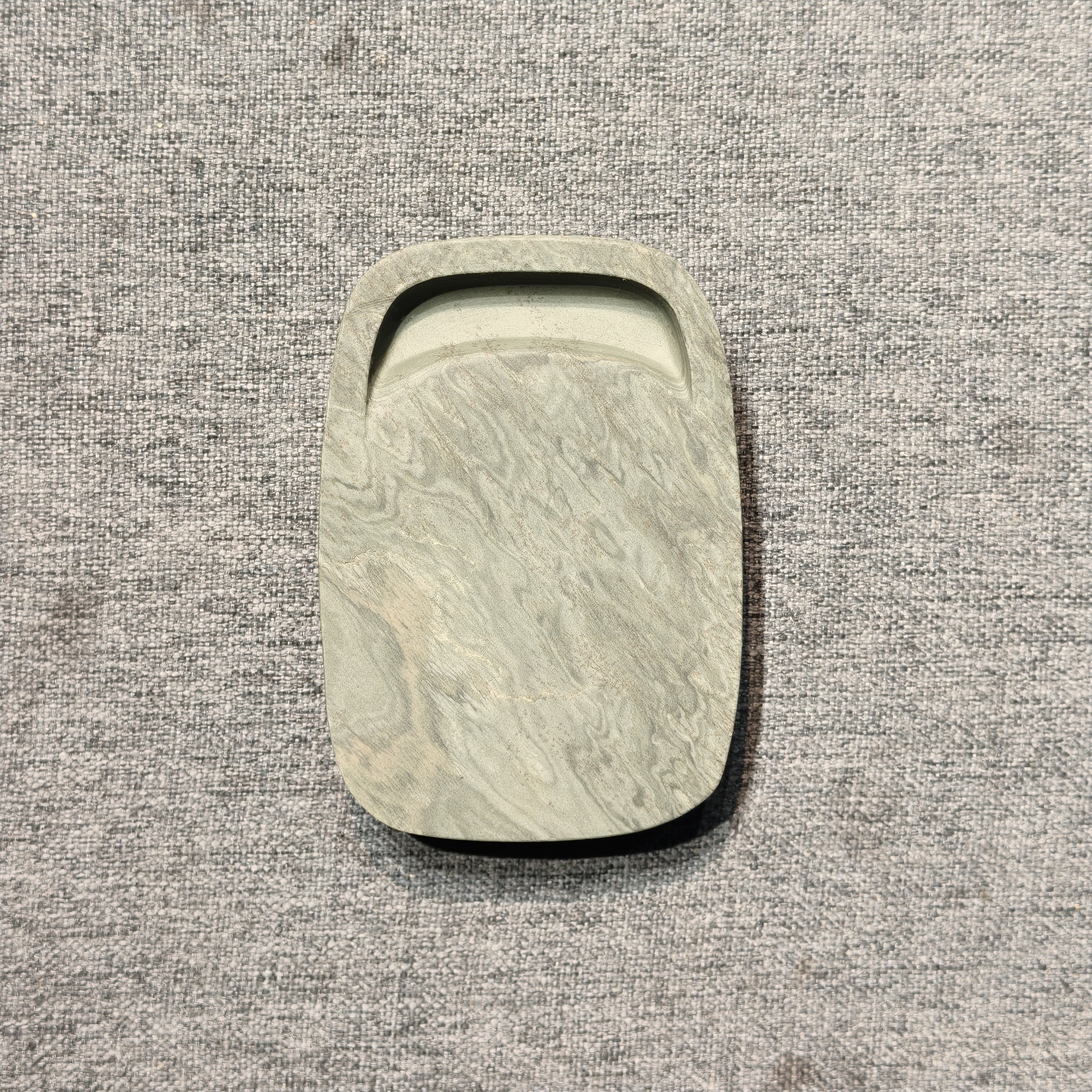 甘肃洮砚，西江双色小圆门字随身砚，尺寸10.2*7.1*1.6厘米