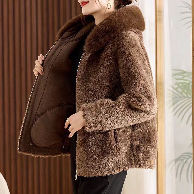 9010 秋冬新款时尚百搭短款外套 三楼