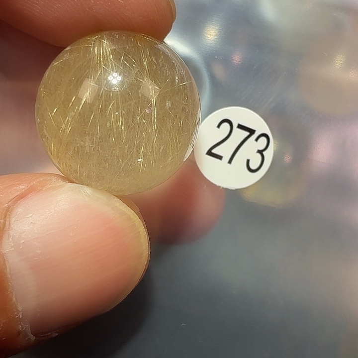 华***哥水晶吊坠(不含链)未镶嵌