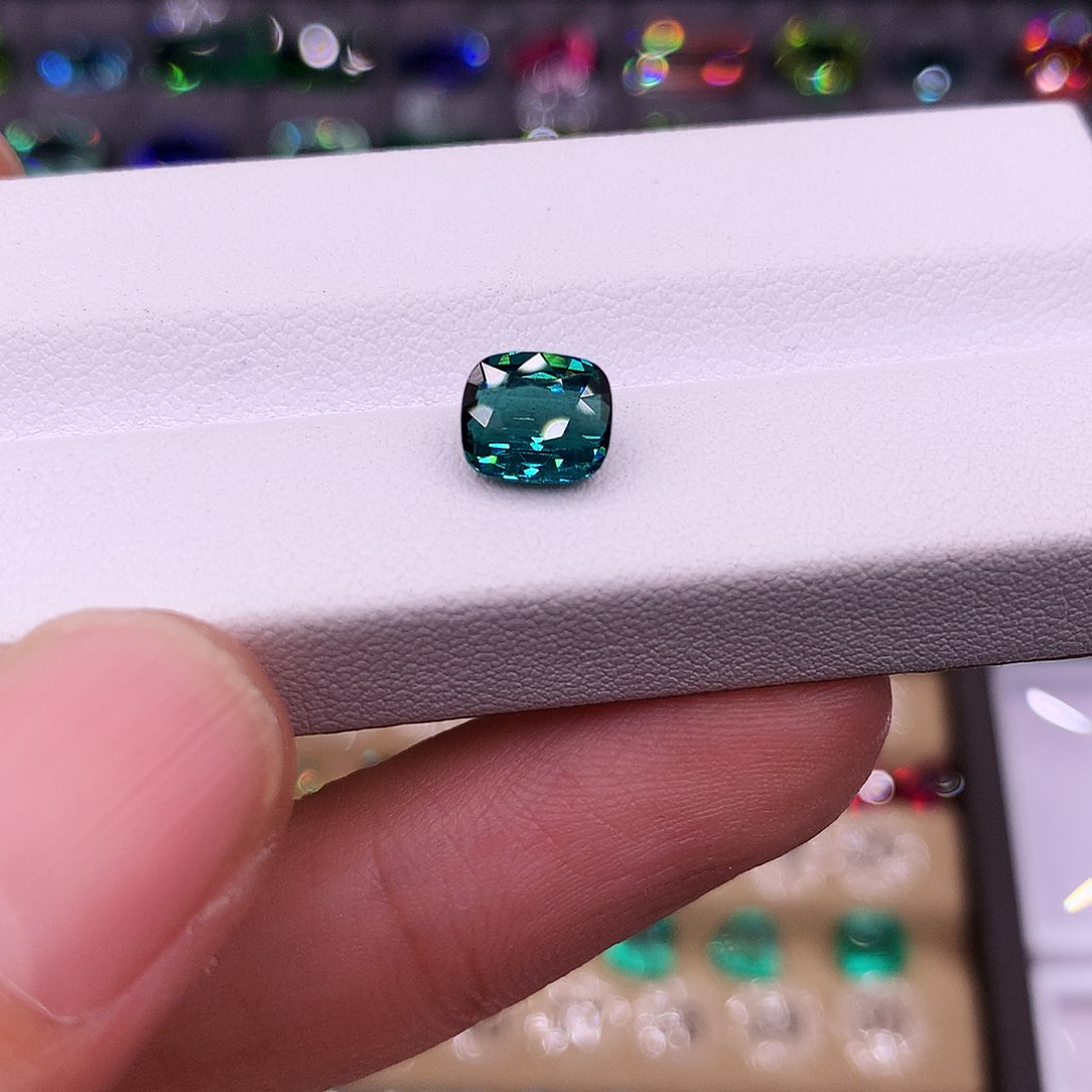 碧玺珠宝半成品未镶嵌