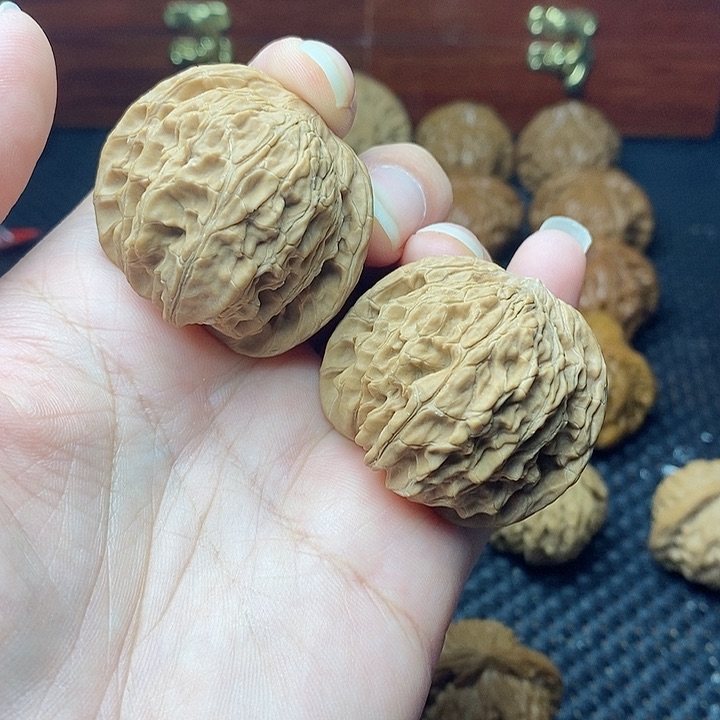 文玩核桃把件40磨盘
