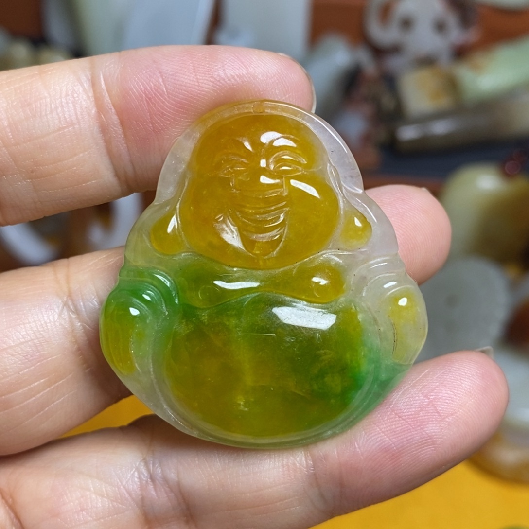 颈饰未镶嵌和田玉（糖玉）