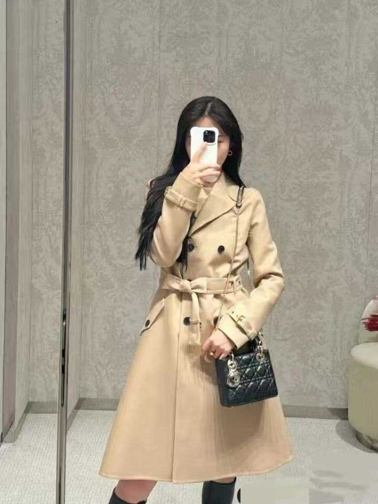 【CHANMITY】25/FW 浅驼双排扣金扣收腰长款风衣  02510144