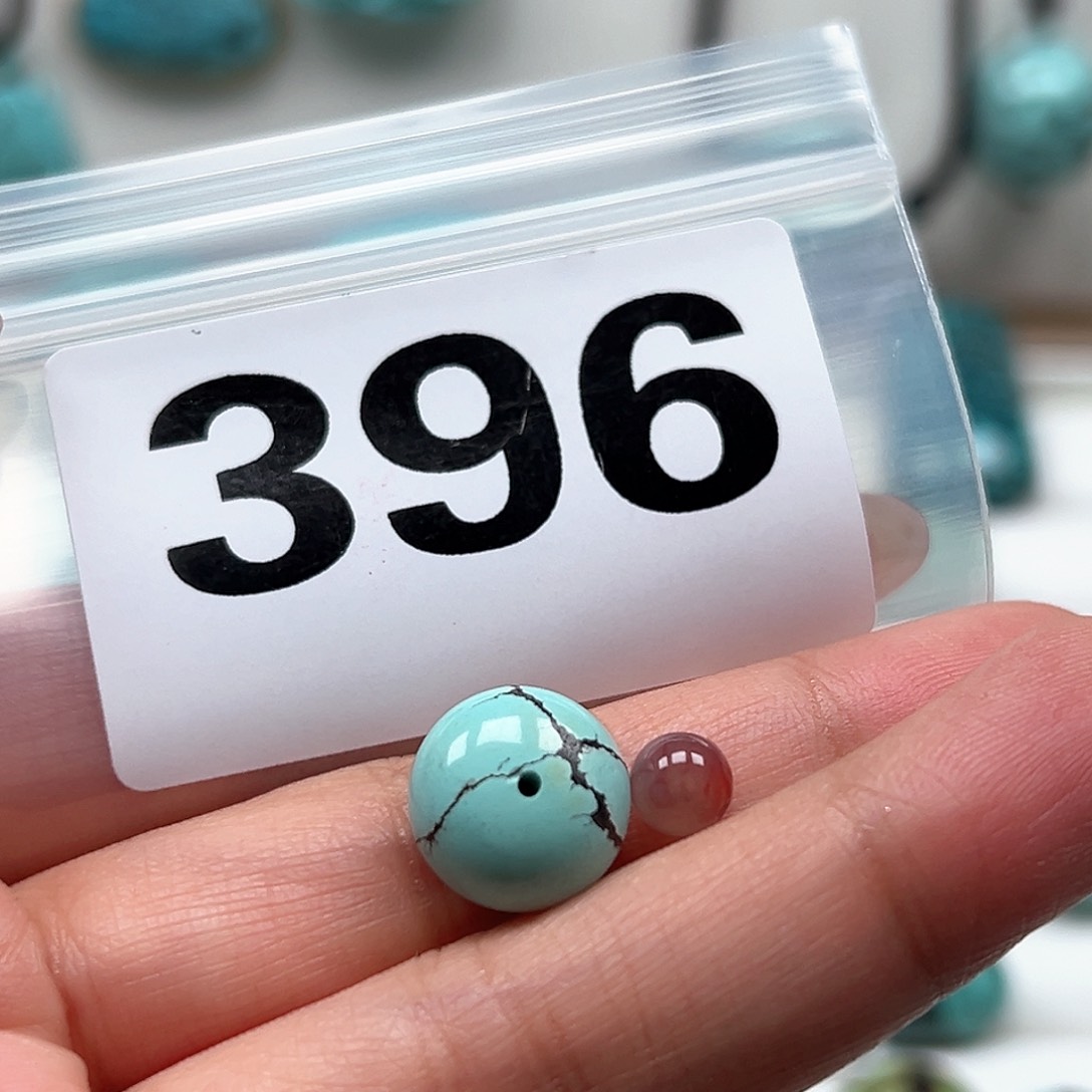 南红玛瑙颈饰未镶嵌