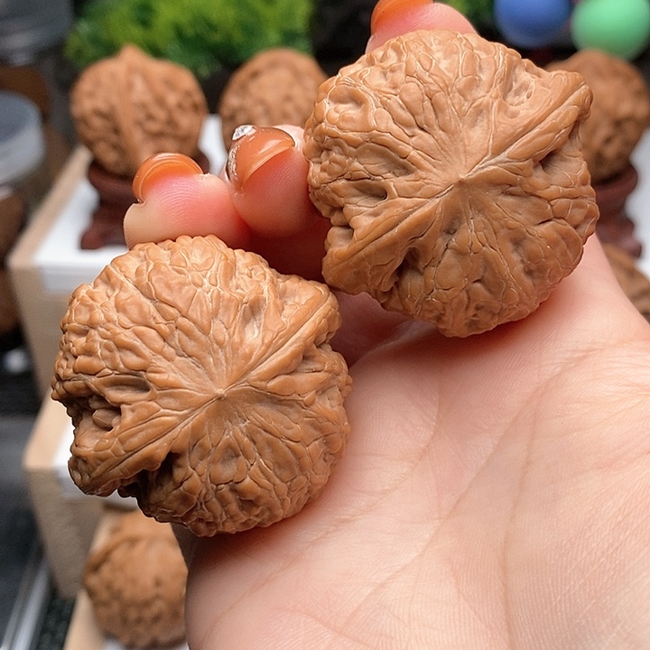 文玩核桃吊坠随*去铁锤