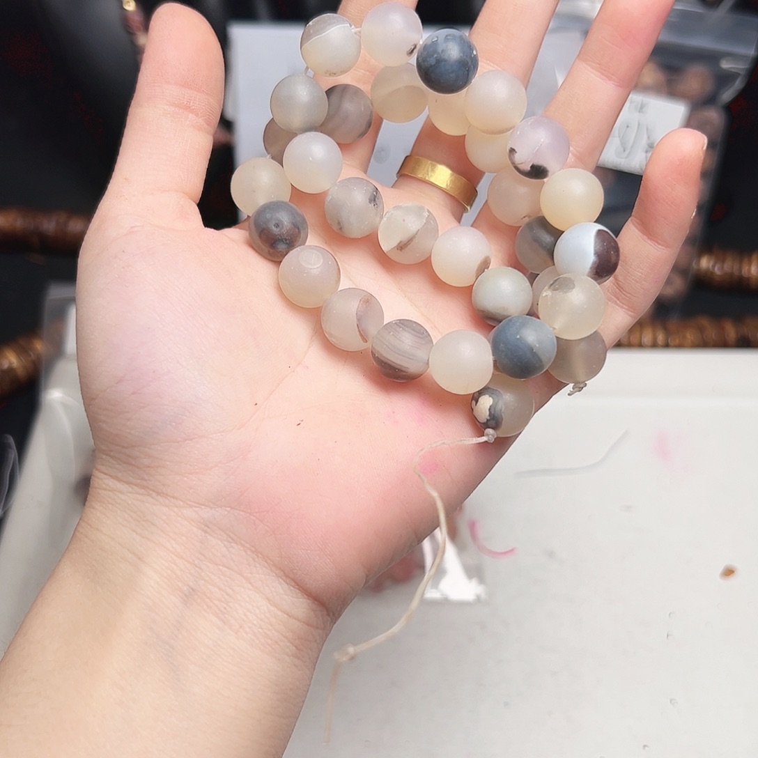 玛瑙/玉髓合金珠宝半成品u718 12m 磨砂玛瑙一条