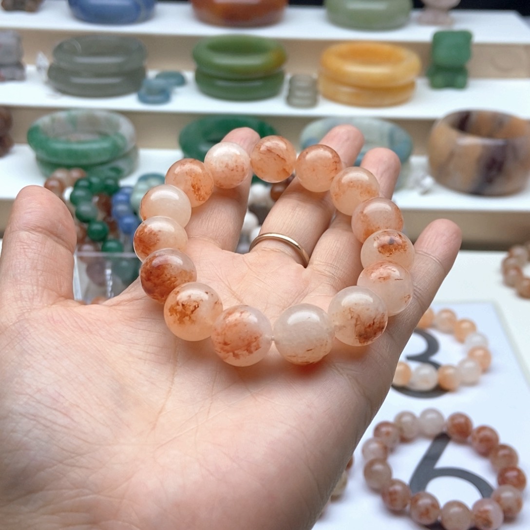 石英质玉手镯未镶嵌敏*