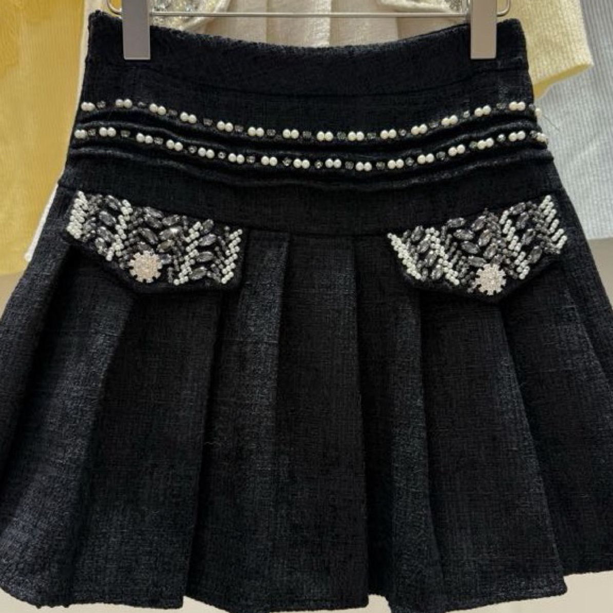 高腰显瘦镶钻甜美气质百褶半身短裙时尚百搭