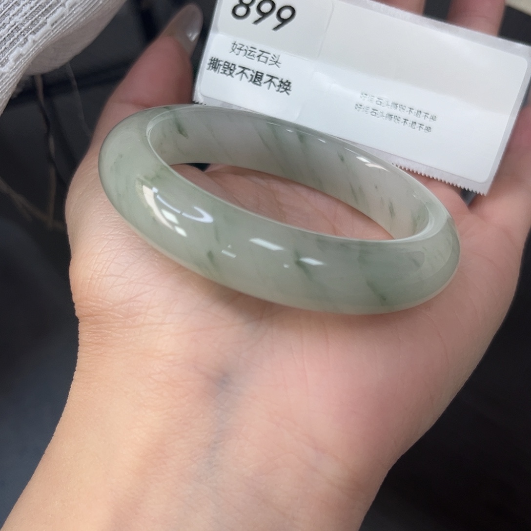 石英质玉（天山翠）未镶嵌手镯