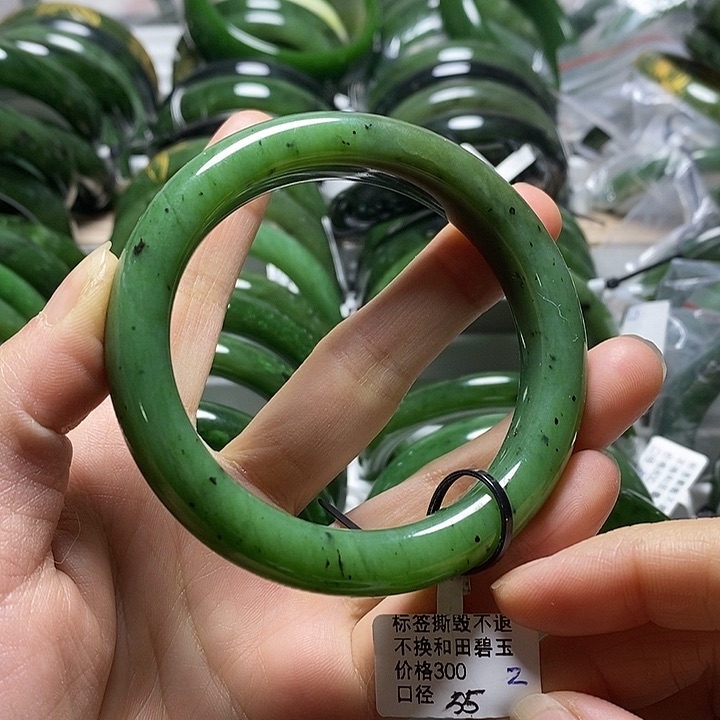 和田玉（碧玉）手镯未镶嵌正圈55