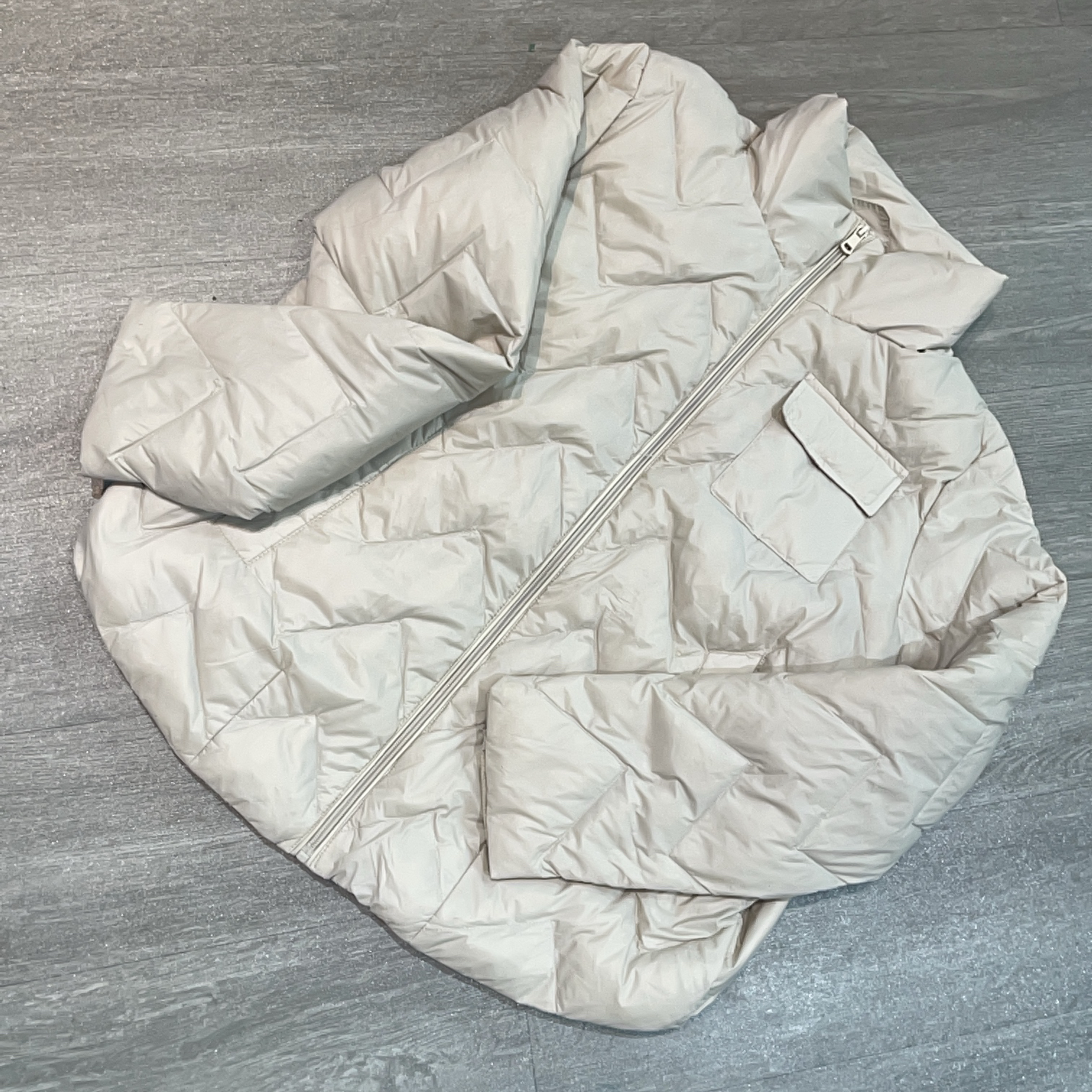 秋冬季胸前一个口袋设计修身百搭羽绒服-果梓1013