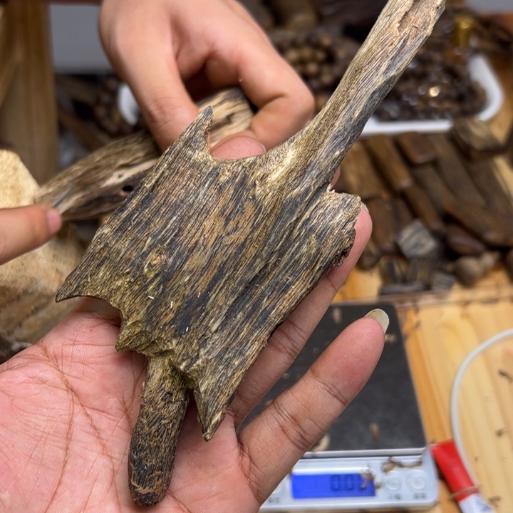 沉香沉香碎屑31克