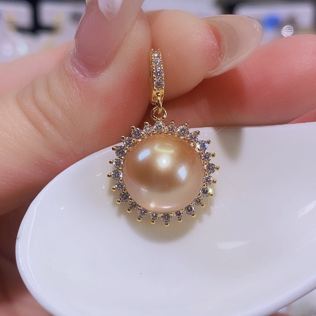 淡水珍珠颈饰合金