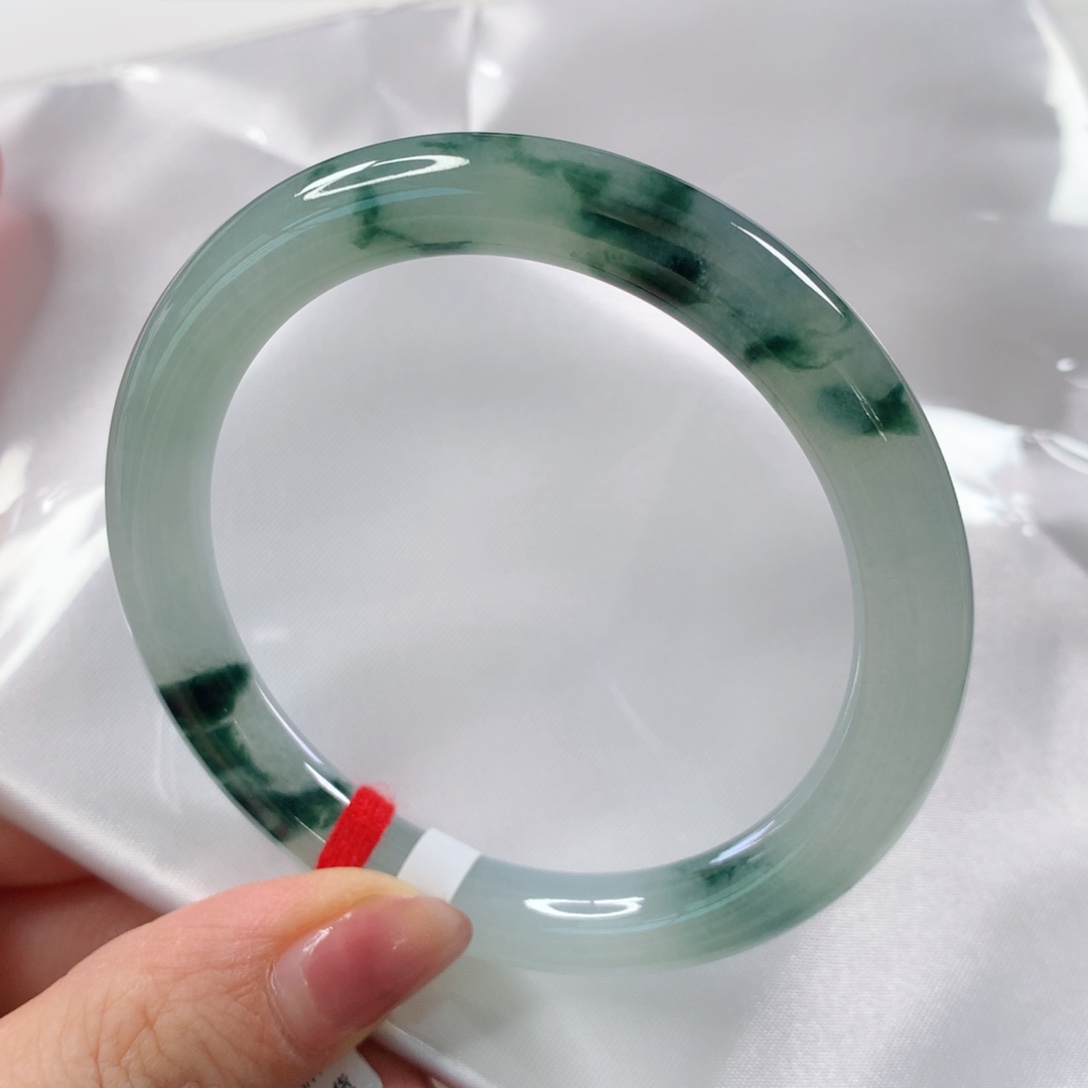 未镶嵌手镯翡翠 圆条280⭐⭐⭐⭐⭐强烈推荐