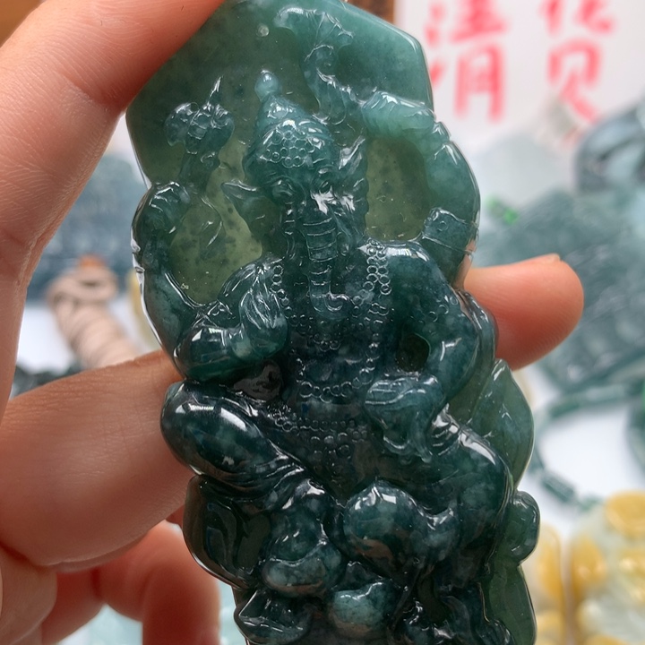 翡翠颈饰未镶嵌保真天然A货翡翠