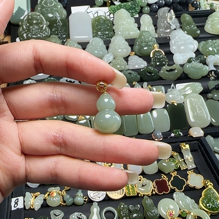 颈饰银S925镶嵌和田玉