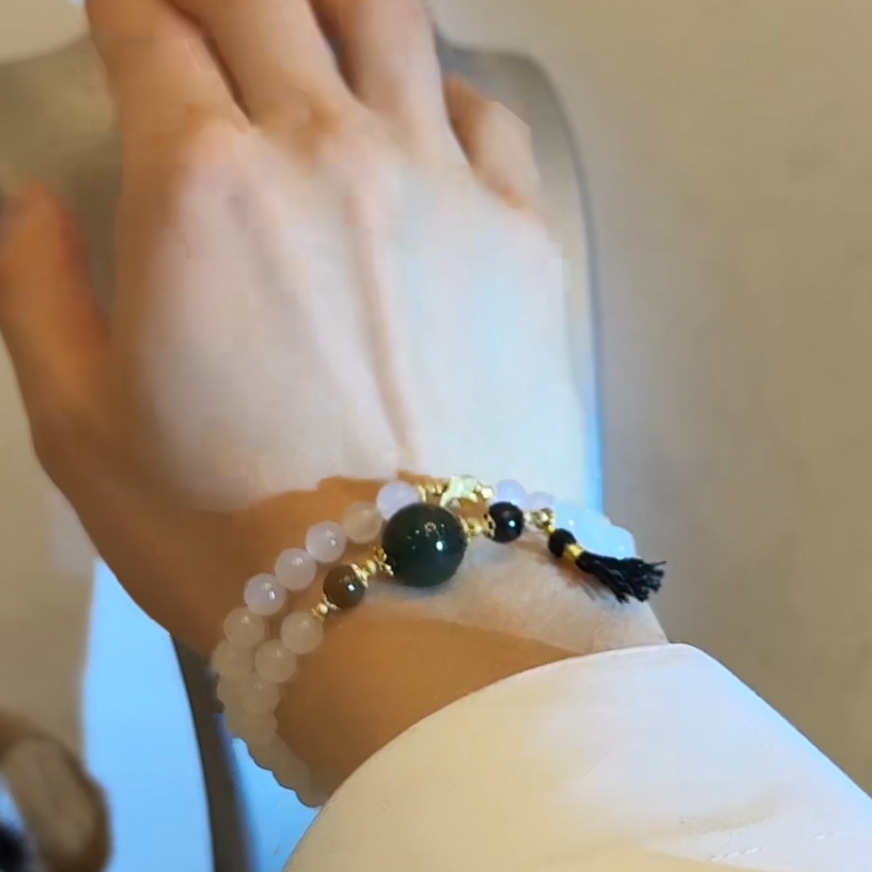 壹屿珠宝     120850  和田玉典藏级颈饰