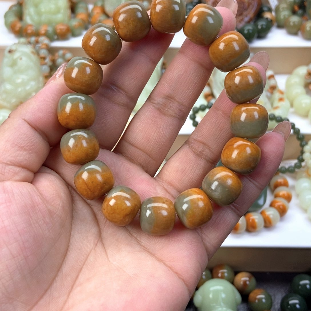 透闪石质玉手串未镶嵌
