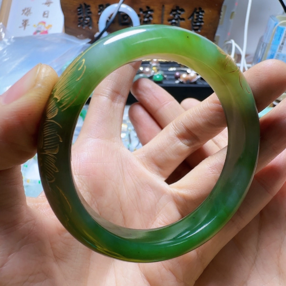 和田玉未镶嵌手镯和田玉660