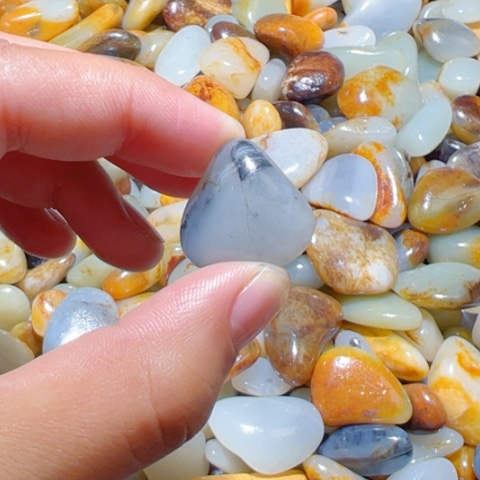 和田玉（子料）未镶嵌颈饰8.2克